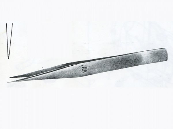 Pinzette nadelspitz