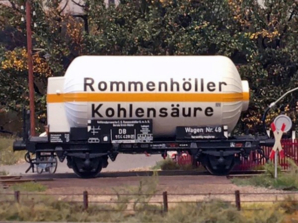 Rommenhöller Kohlensäurewagen (4 Kesselschüsse) - Umbausatz für Fleischmann UIC Kesselwagenfahrwerk