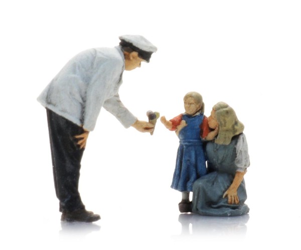 Eisverkäufer mit Mutter und Kind - (3 Figuren)
